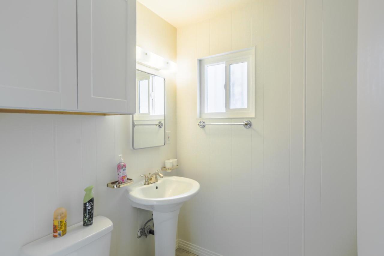 Vacation Home 3.5 Mi To Strip/Dt/Outlt Up To 8 Gst Лас Вегас Екстериор снимка