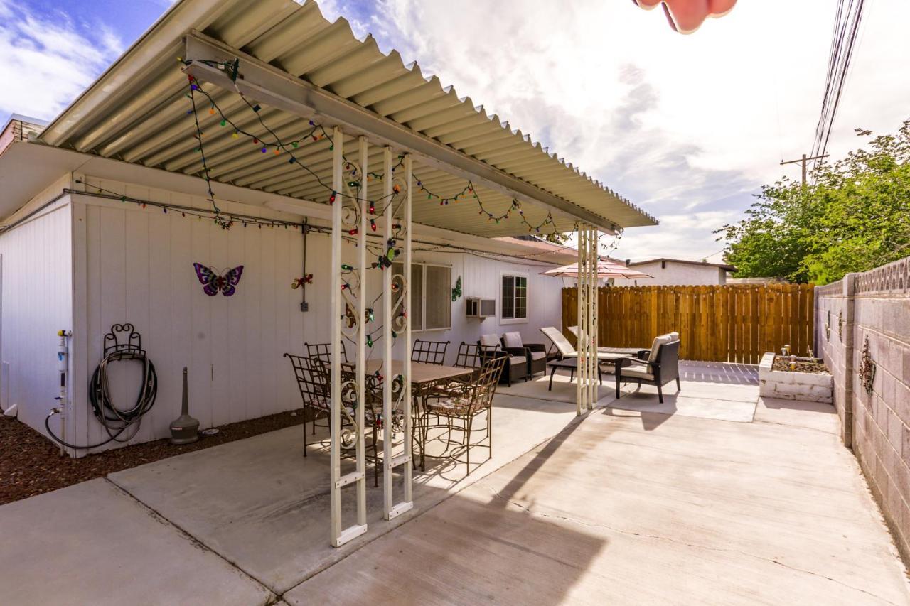 Vacation Home 3.5 Mi To Strip/Dt/Outlt Up To 8 Gst Лас Вегас Екстериор снимка