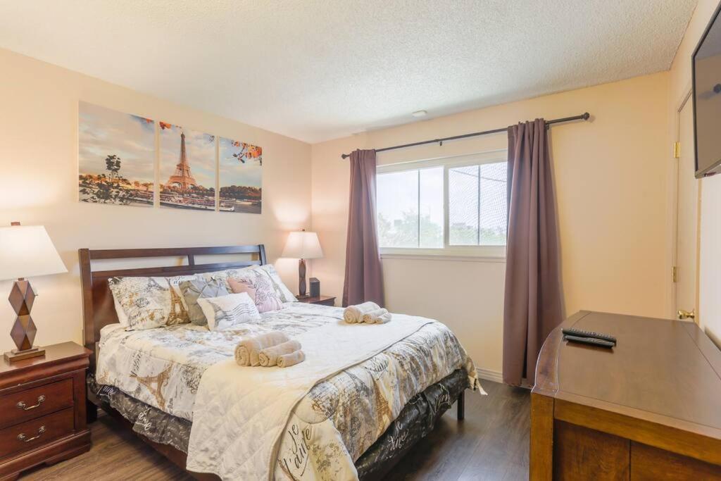 Vacation Home 3.5 Mi To Strip/Dt/Outlt Up To 8 Gst Лас Вегас Екстериор снимка